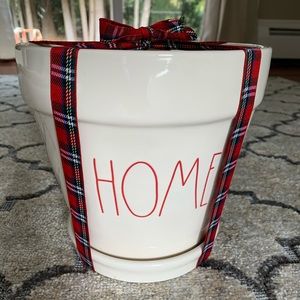 Rae Dunn red “HOME” planter NEW 🎁🎄